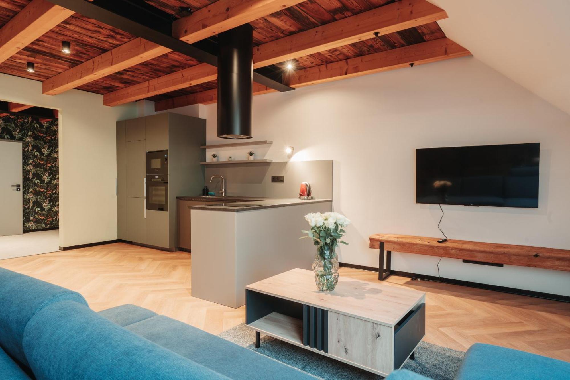 Hviezdoslavova Apartments, Trnava Centre, Parking Available Exteriör bild