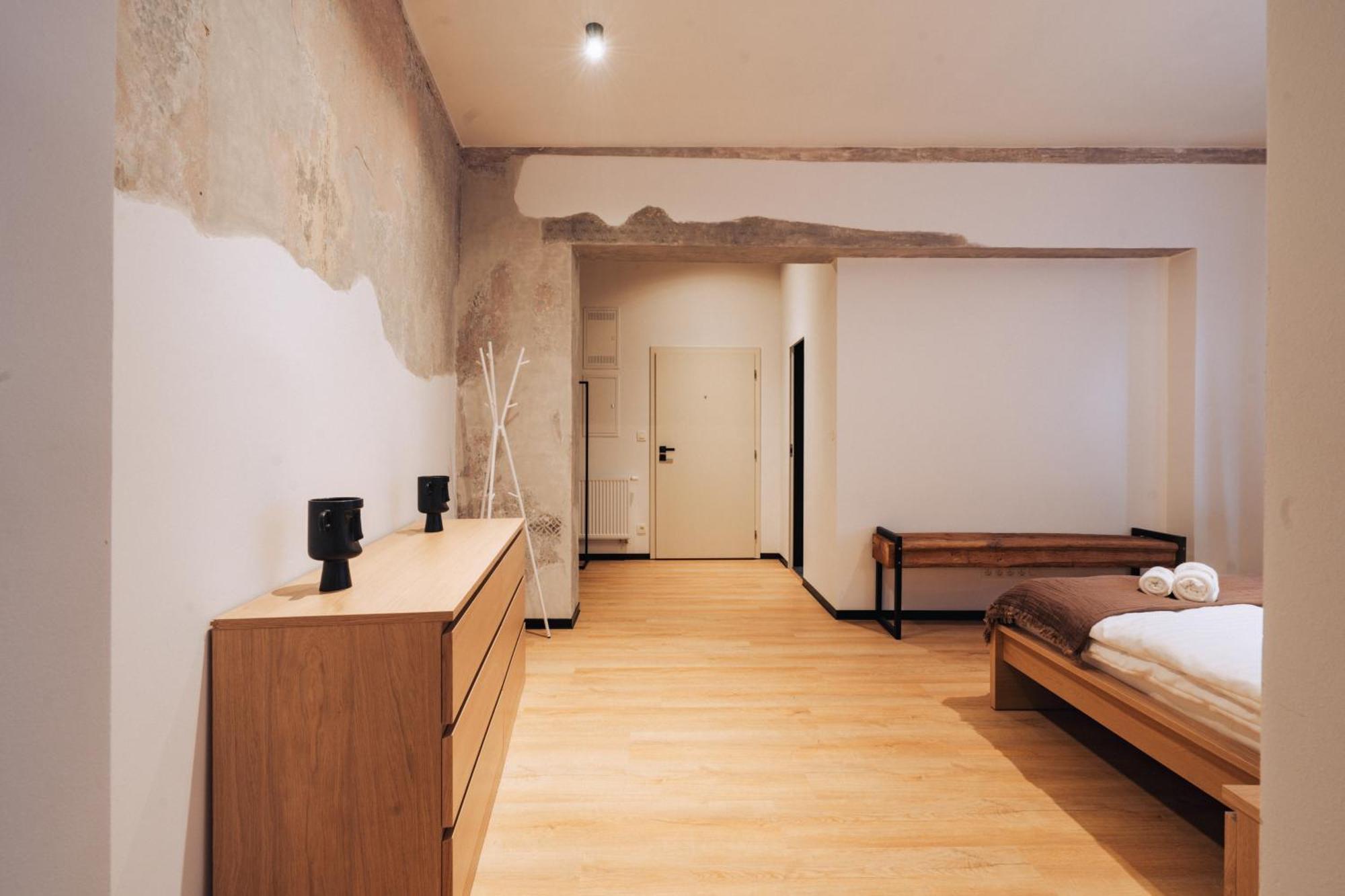 Hviezdoslavova Apartments, Trnava Centre, Parking Available Exteriör bild